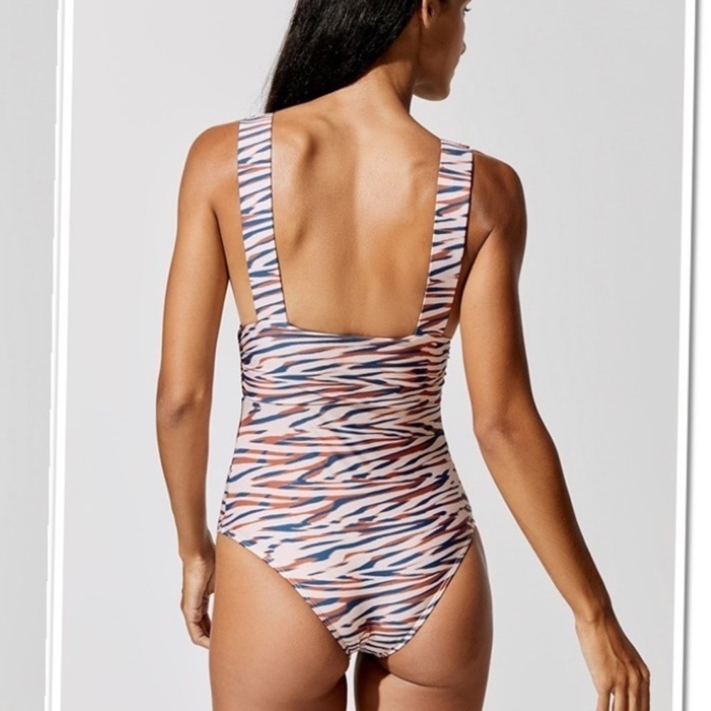 NWT Beachriot Lana One Piece - Picture 2 of 9